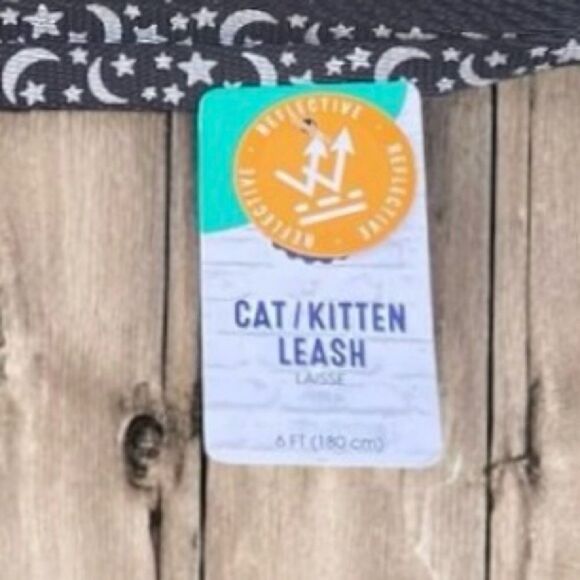 NWT New Whisker City Pet Cat/Kitten Leash Black/Silver Stars & Moon Reflective - Picture 3 of 4